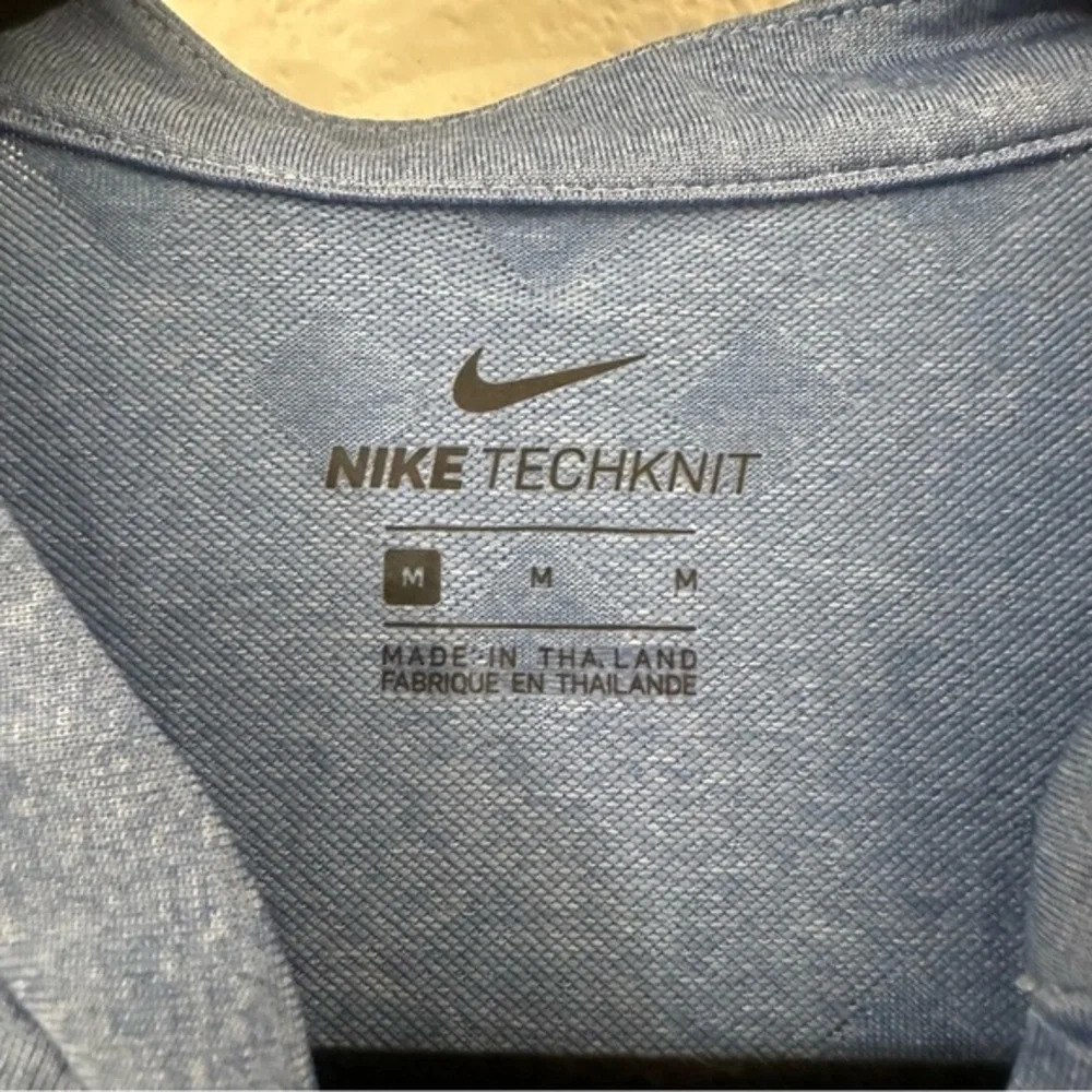 Nike TechKnit Cool Women’s Golf Polo V-Neck Blue Size medium Style AJ5312 - Picture 4 of 6